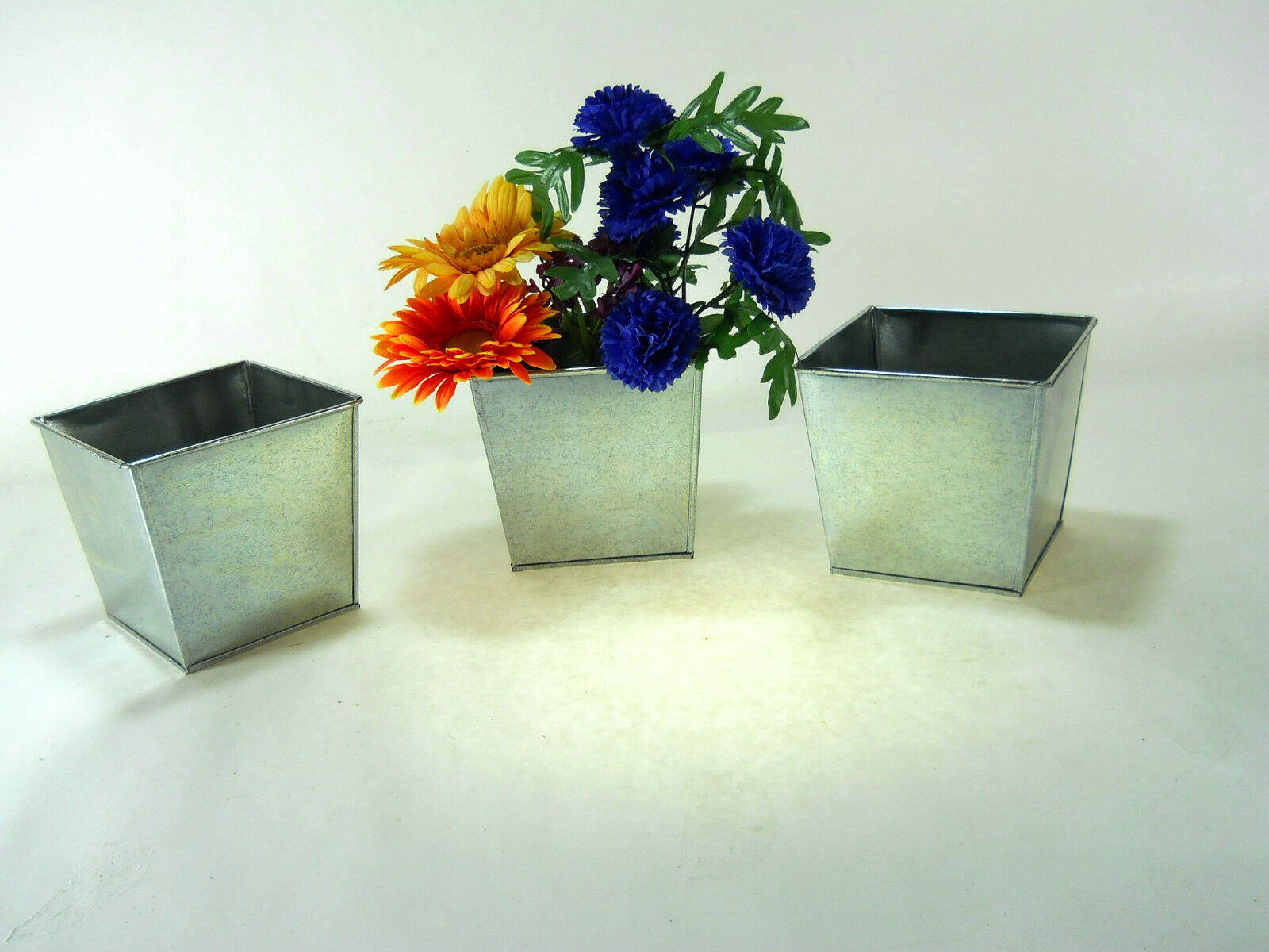 72 piece case Galvanized Square buckets 4