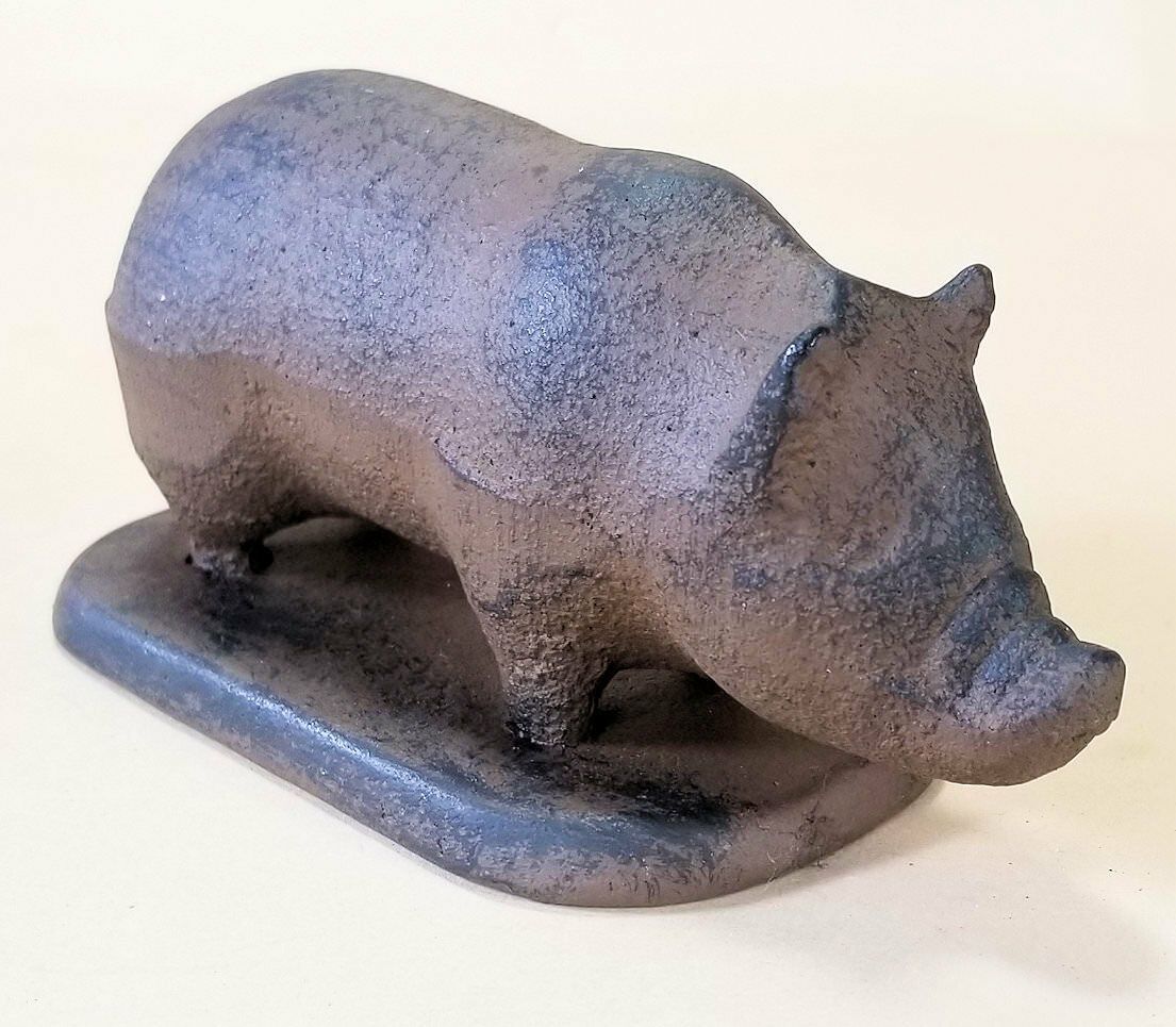 Heavy Cast Iron Pig Hog Piggy Shoat Paperweight Doorstop Carvers