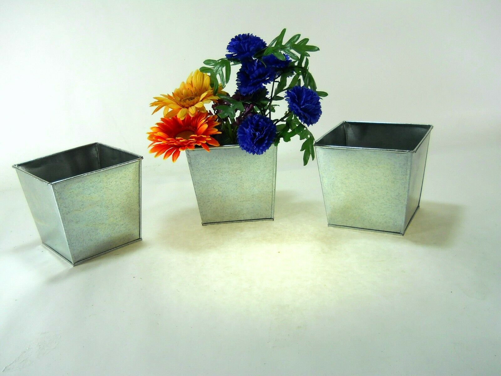 3 pc Square Galvanized Pots NOT waterproof 5x5x4 1/2 tall. Baskets, Pots & Window Boxes Carvers Olde Iron 